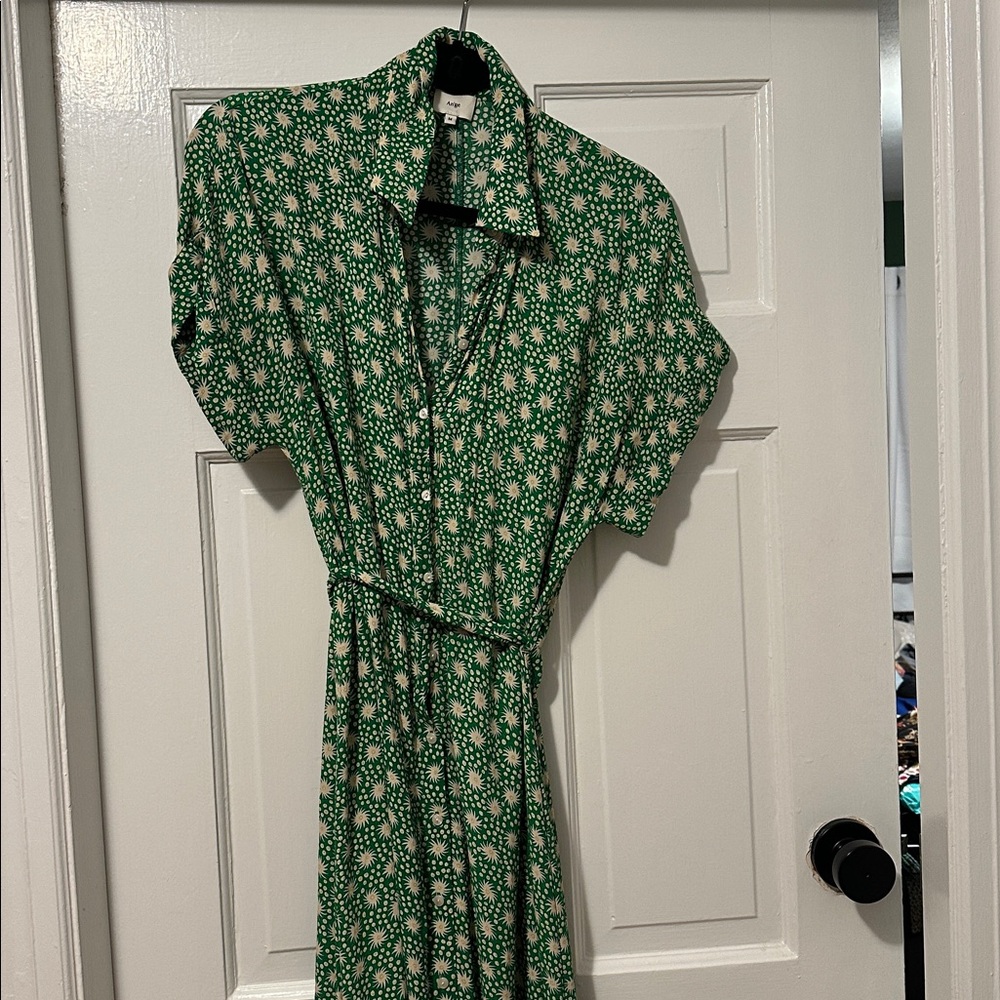 Green maxi dress
